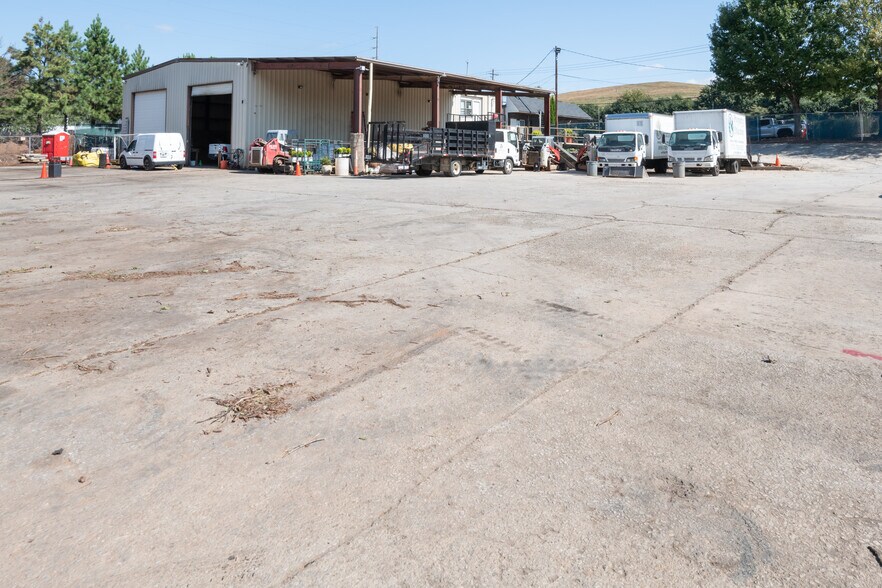 2854 Mechanicsville Rd, Peachtree Corners, GA à louer - Photo de l’immeuble – Image 3 sur 11