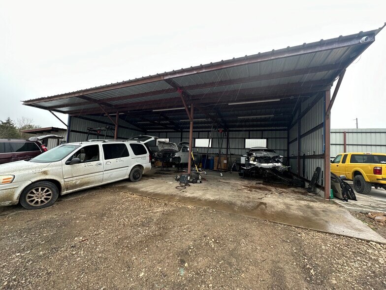9301 Farm to Market Road 973, Austin, TX à vendre - Photo de l’immeuble – Image 2 sur 5