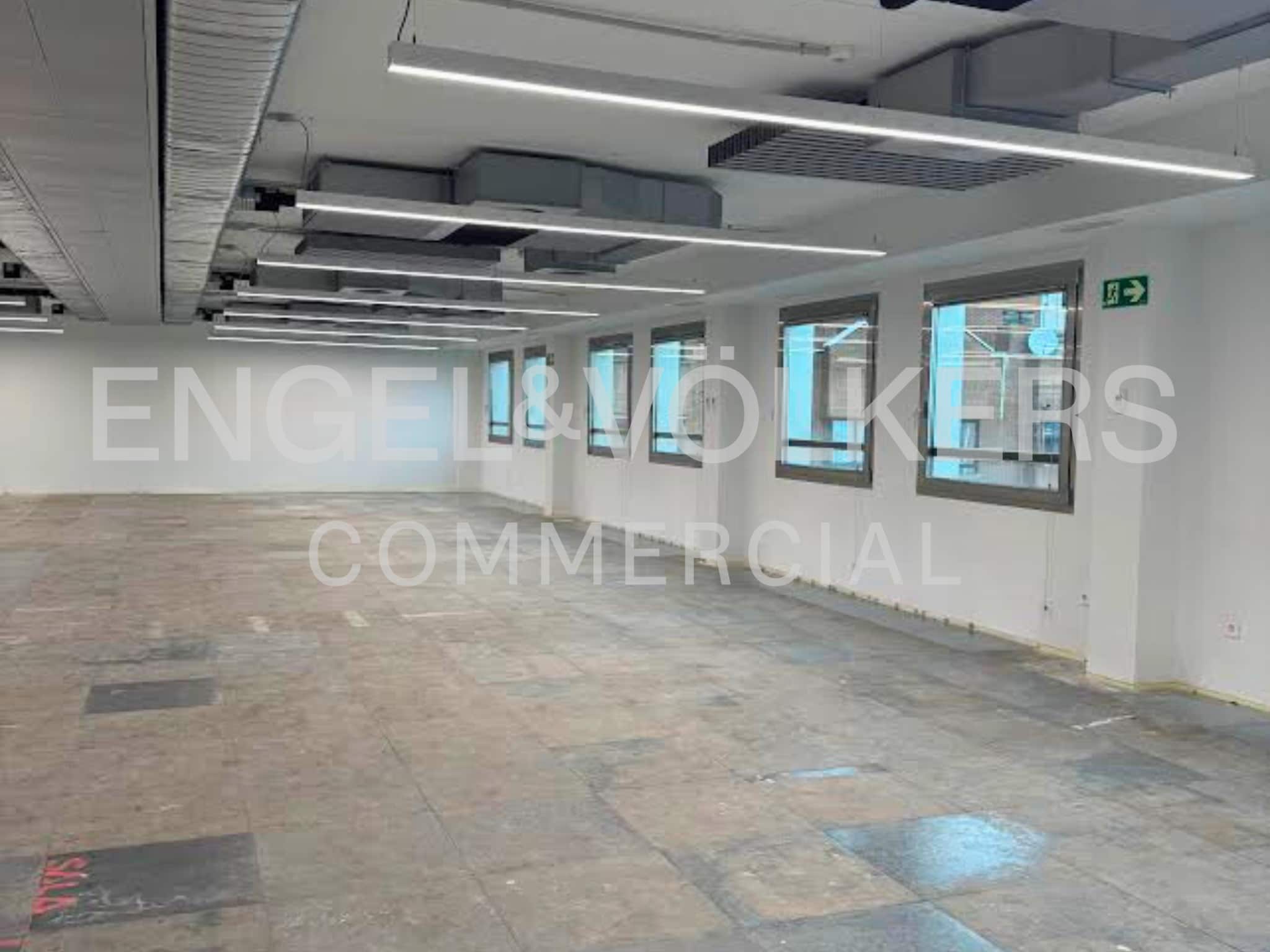 Bureau dans Madrid, Madrid à louer Plan d’étage– Image 1 sur 3