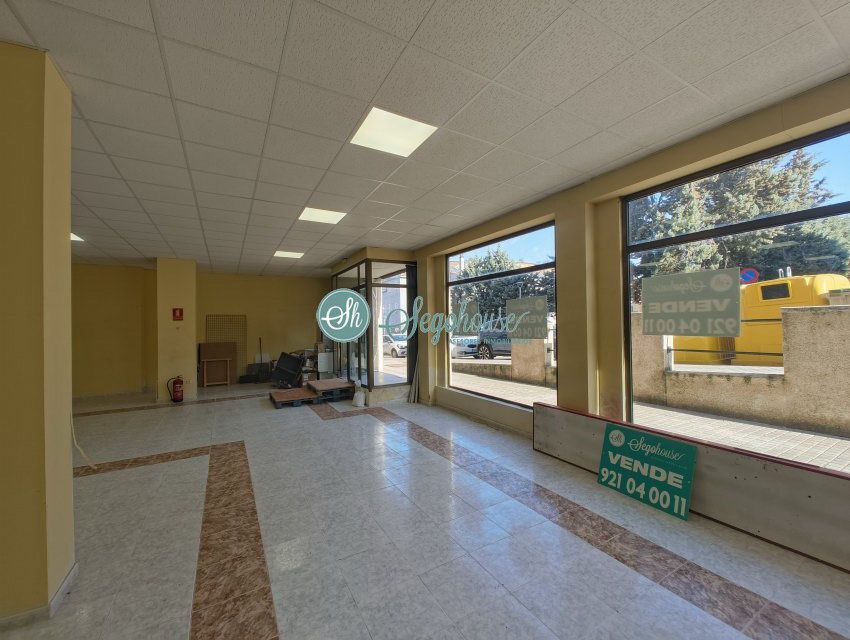 Local commercial dans La Lastrilla, Segovia à louer Photo intérieure– Image 1 sur 19