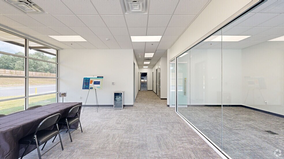 175 Candler Rd, Stockbridge, GA à louer - Numérisation 3D Matterport – Image 2 sur 28