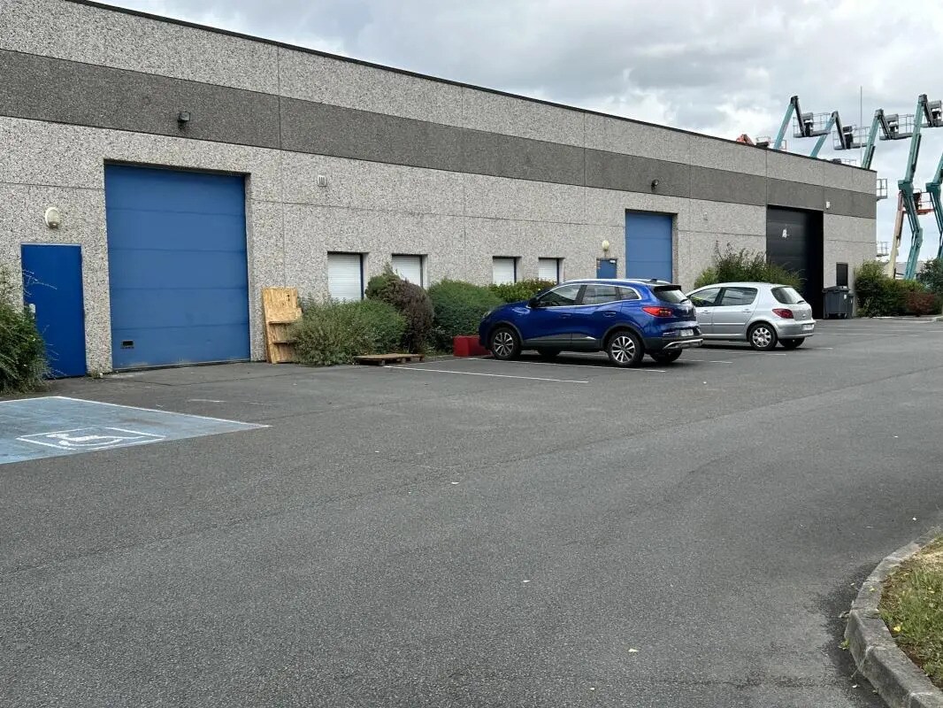 Bureau dans Seclin à louer Photo de l’immeuble– Image 1 sur 5