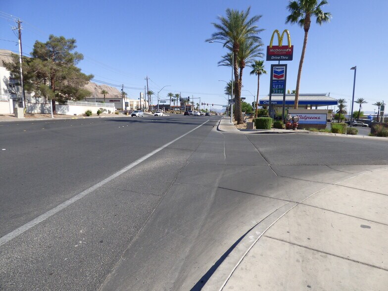 2085 N Hollywood Blvd, Las Vegas, NV à vendre - Plan cadastral – Image 3 sur 12