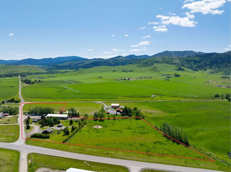 70 Williams Rd E, Gallatin Gateway, MT à vendre - Aérien – Image 2 sur 60