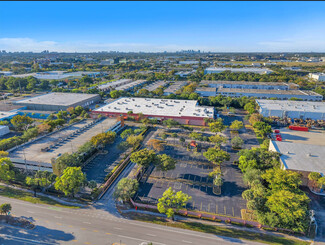 Plus de détails pour 1100 W McNab Rd, Fort Lauderdale, FL - Local d’activités à vendre