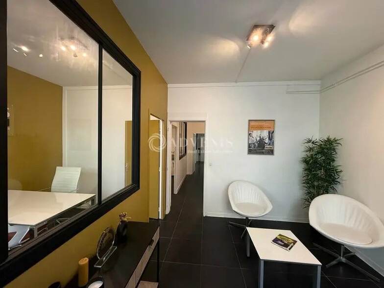 Local commercial dans Orléans à louer - Photo intérieure – Image 3 sur 12
