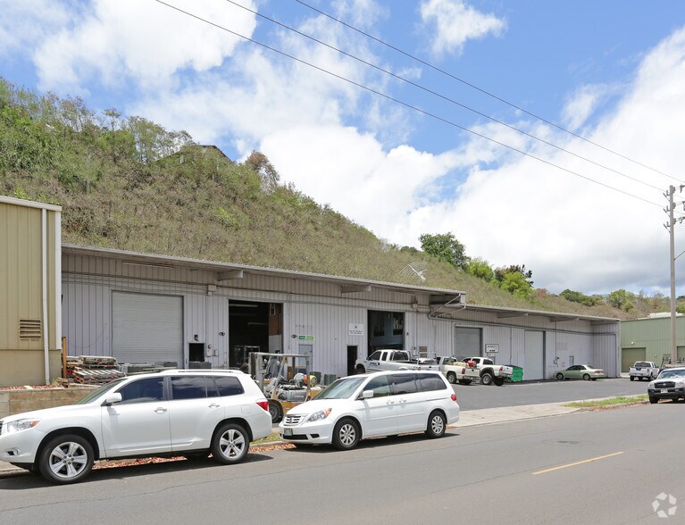 96-1225 Waihona St, Pearl City, HI à louer - Photo de l’immeuble – Image 3 sur 3