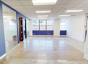 200 Pine Ave, Long Beach, CA à louer Numérisation 3D Matterport– Image 1 sur 1