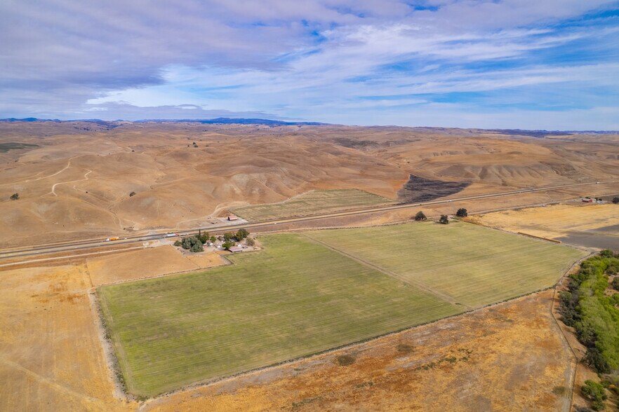 13625 Ca-46, Paso Robles, CA à vendre - Aérien – Image 3 sur 16