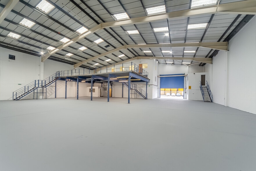 7-9 Manchester Way, Dagenham à louer - Photo intérieure – Image 3 sur 7