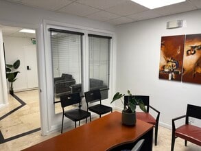 1110 Brickell Ave, Miami, FL à louer Photo intérieure– Image 1 sur 2