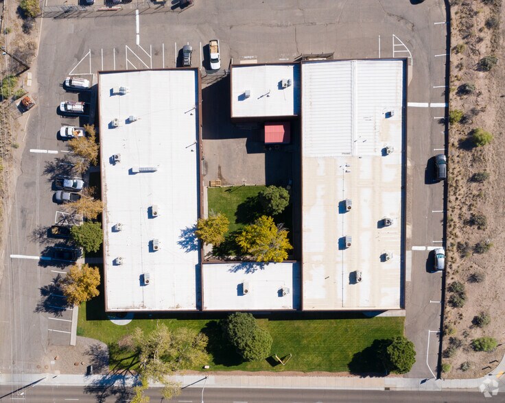2700 Yale Blvd SE, Albuquerque, NM à louer - Aérien – Image 2 sur 18