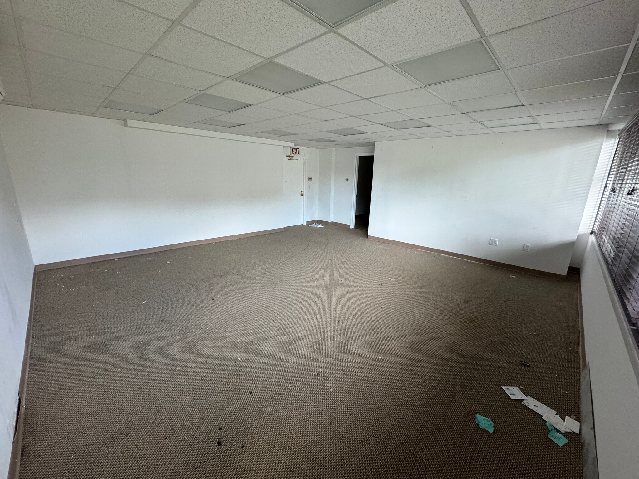 521 Route 111, Hauppauge, NY à louer Photo intérieure– Image 1 sur 4