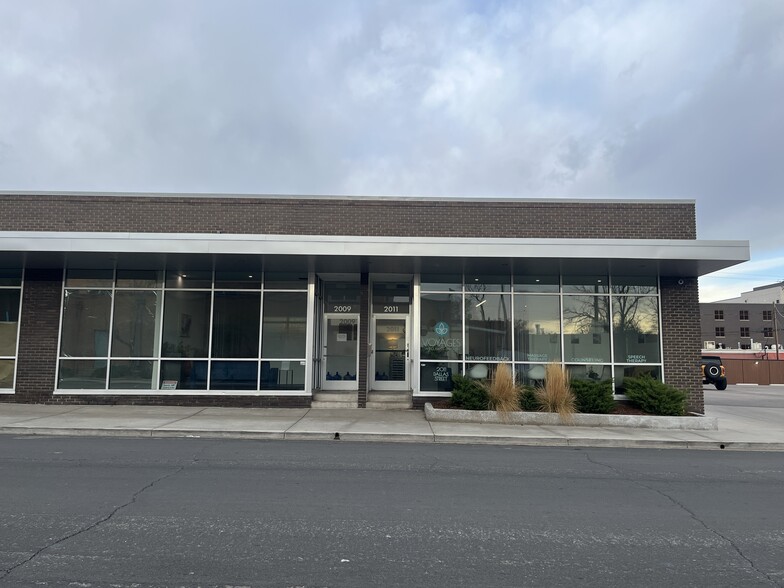 9555 Montview Blvd, Aurora, CO à louer - Photo de l’immeuble – Image 2 sur 11