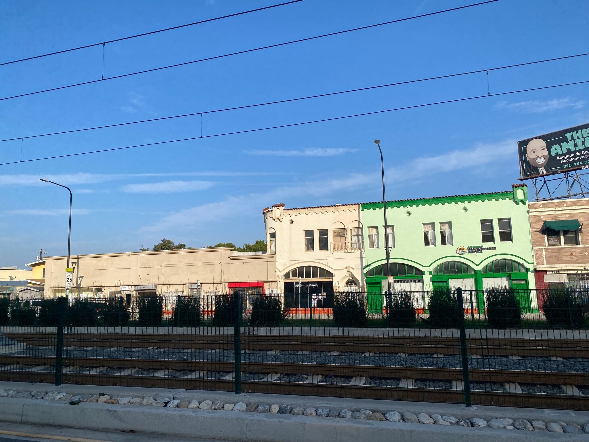 5336-5342 Crenshaw Blvd, Los Angeles, CA à louer Photo principale– Image 1 sur 2