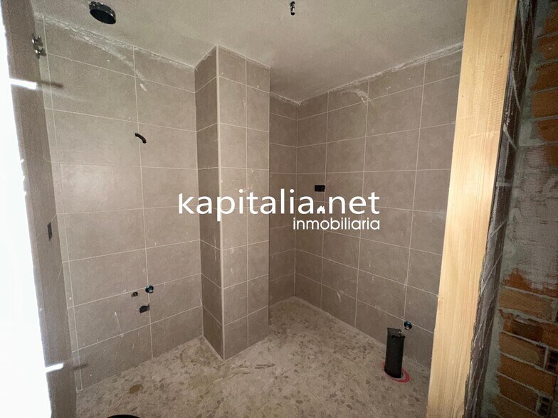 Local commercial dans Ontinyent, Valencia à vendre - Photo de l’immeuble – Image 2 sur 17