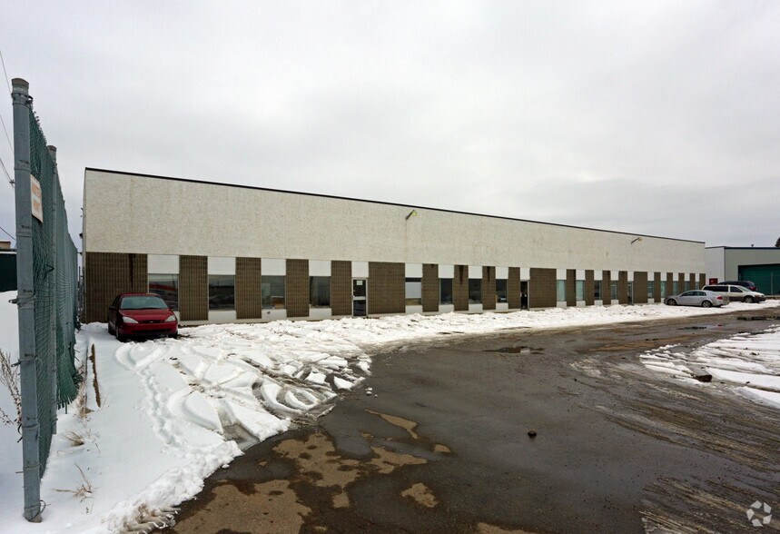 10321 58th Ave NW, Edmonton, AB à vendre - Photo de l’immeuble – Image 2 sur 6