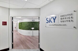 Plus de détails pour 12550 Biscayne Blvd, North Miami, FL - Bureau à louer