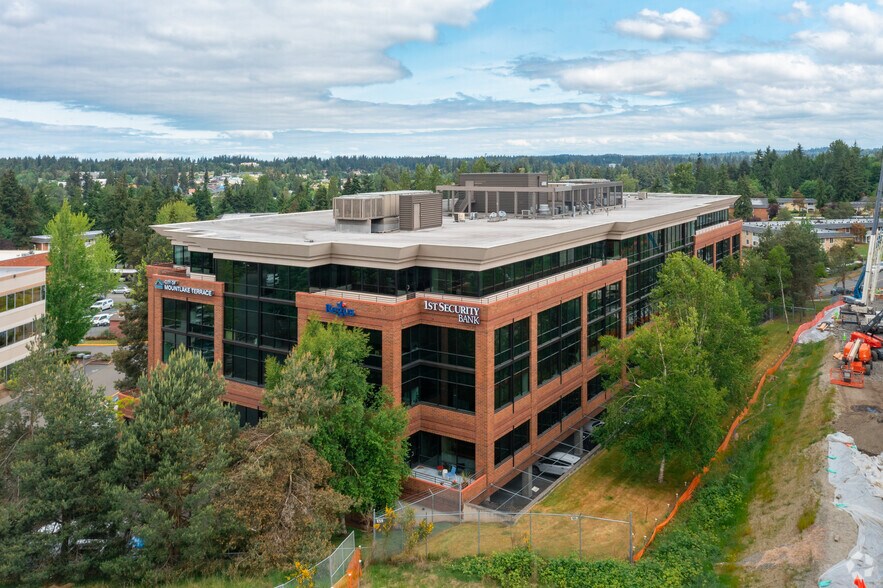6100 219th St Sw, Mountlake Terrace, WA à louer - Photo de l’immeuble – Image 3 sur 11