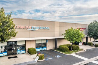 Plus de détails pour 1400-1408 Village Way, Santa Ana, CA - Local d'activités à louer