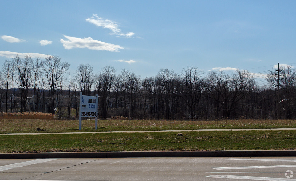 0 Cochran Rd, Glenwillow, OH à vendre - Photo de l’immeuble – Image 3 sur 4