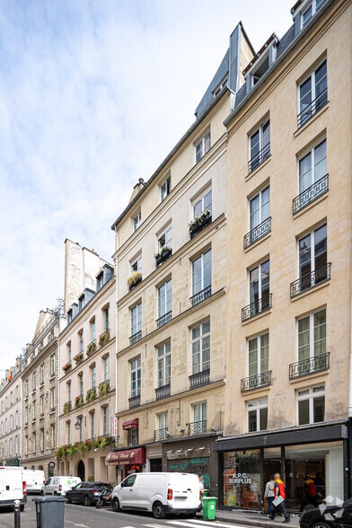 Immeuble residentiel dans Paris à vendre - Photo de l’immeuble – Image 2 sur 5