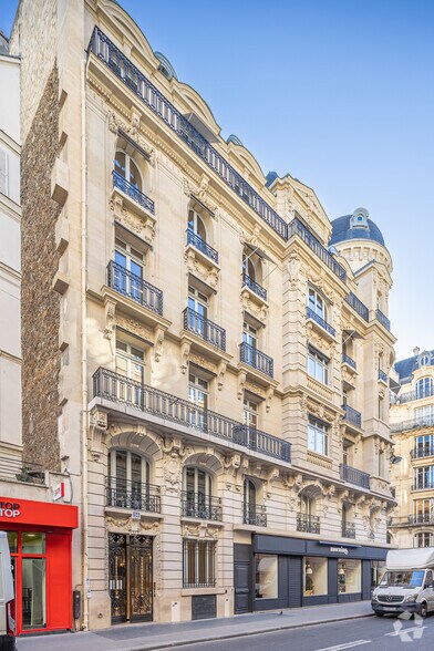 Espace de coworking dans Paris à louer - Photo de l’immeuble – Image 2 sur 4