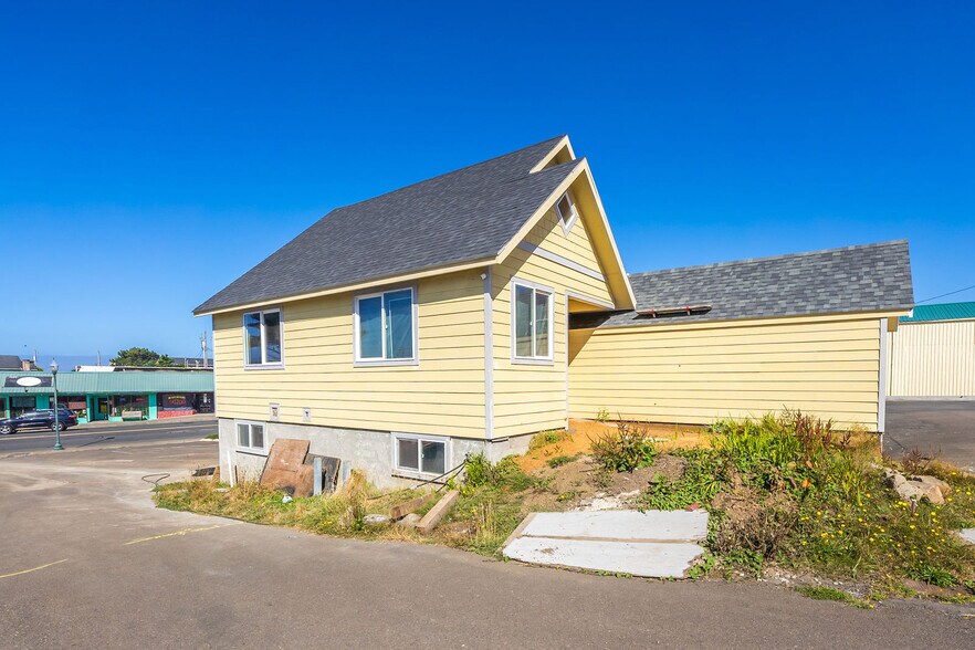 1333 NE Keel Ave, Lincoln City, OR à vendre - Photo de l’immeuble – Image 3 sur 55
