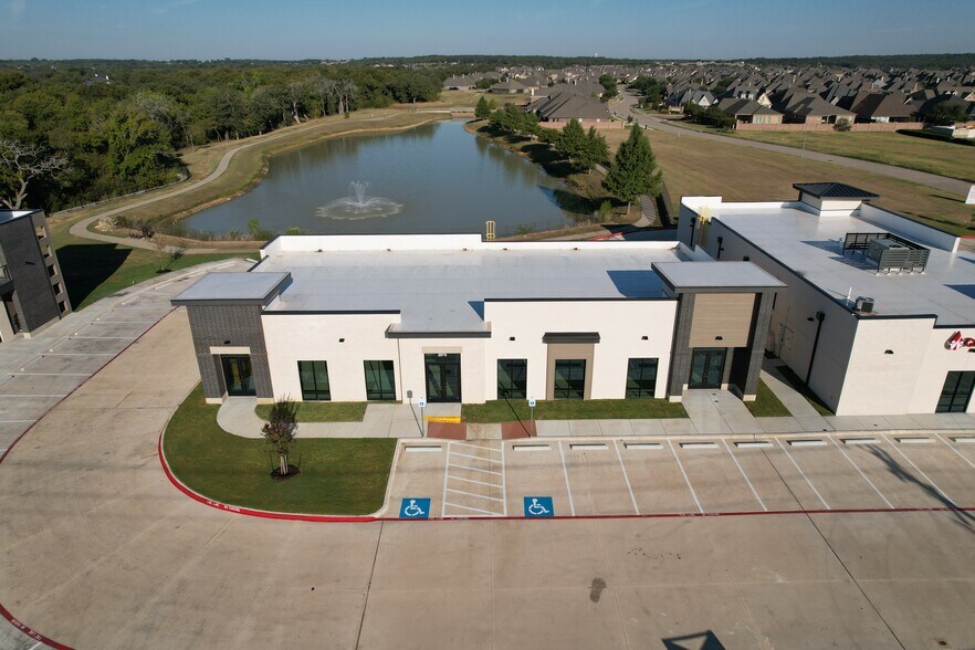 2870 SW Wilshire Blvd, Burleson, TX à louer - Photo de l’immeuble – Image 3 sur 5