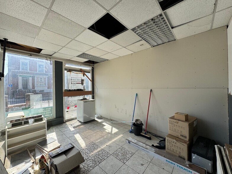 117A Midland Rd, Bedford à louer - Photo de l’immeuble – Image 3 sur 4