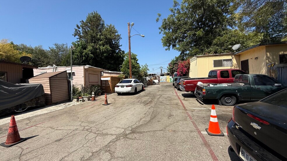 8069 Garvey Ave, Rosemead, CA à vendre - Photo de l’immeuble – Image 3 sur 6