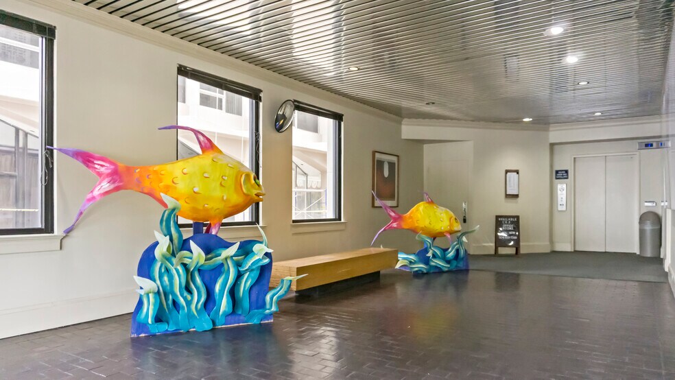 1539 Jackson Ave, New Orleans, LA à louer - Hall d’entrée – Image 2 sur 11