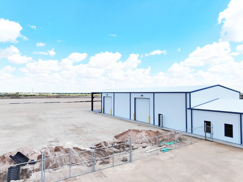 8340 Boles Rd., Odessa, TX à louer - Photo de l’immeuble – Image 3 sur 50