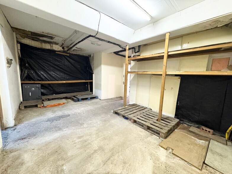 47 Turnpike Ln, Londres à louer - Photo de l’immeuble – Image 3 sur 7
