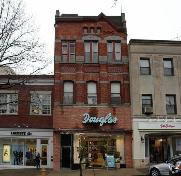 94-96 Greenwich Ave, Greenwich, CT à louer - Photo de l’immeuble – Image 2 sur 3