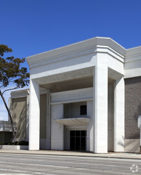 12000-12400 Hawthorne Blvd, Hawthorne, CA à louer - Photo de l’immeuble – Image 3 sur 4