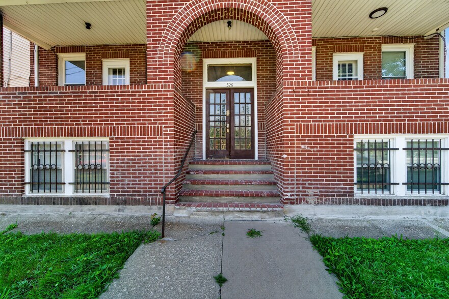 328 Western ave, Albany, NY à vendre - Photo de l’immeuble – Image 2 sur 52
