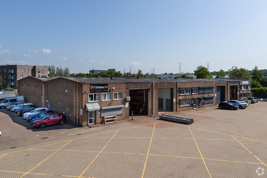 Motherwell Way, Grays à louer - Aérien – Image 3 sur 27