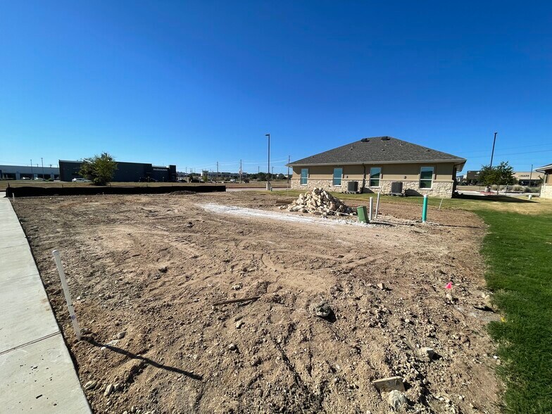 2951 FM 1460, Georgetown, TX à vendre - Photo de la construction – Image 3 sur 8