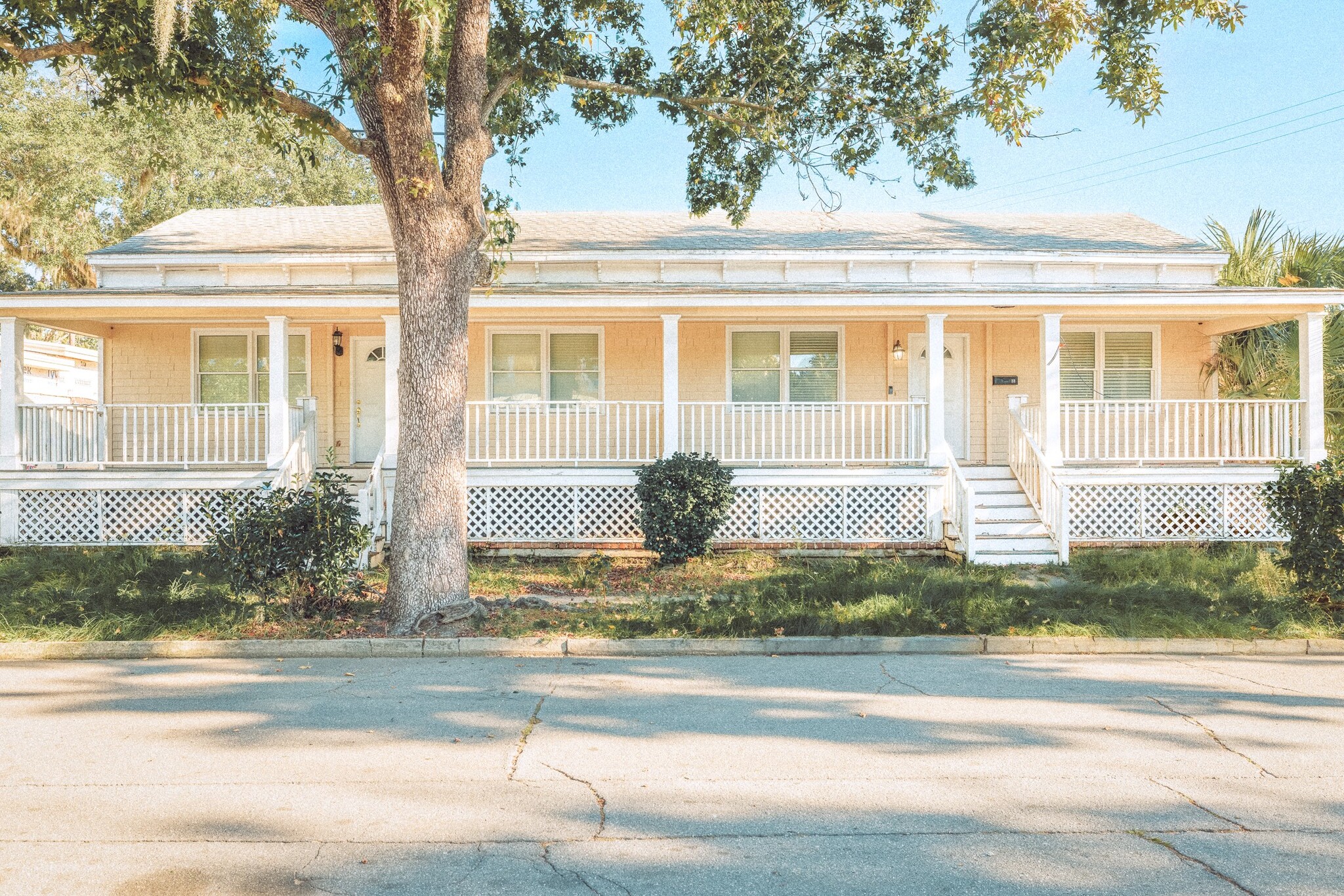 14 W 43rd St, Savannah, GA à louer Photo principale– Image 1 sur 9