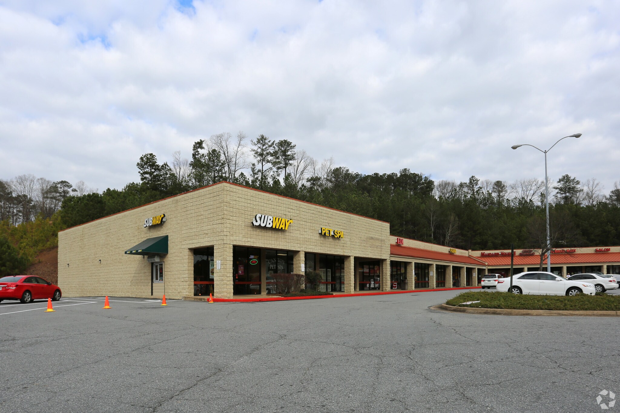 1451 Marietta Hwy, Canton, GA à louer Photo de l’immeuble– Image 1 sur 6