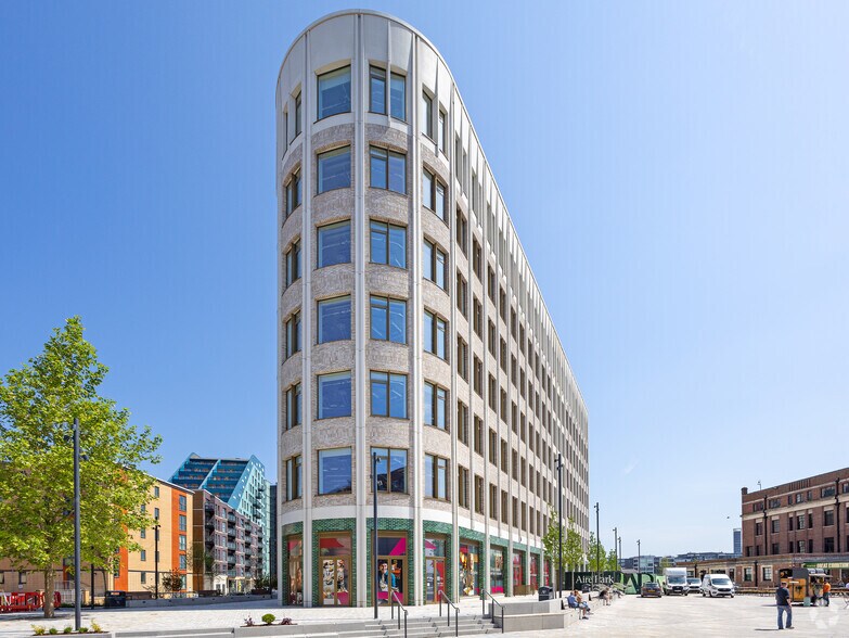 20 Great Wilson St, Leeds à louer - Photo de l’immeuble – Image 2 sur 3