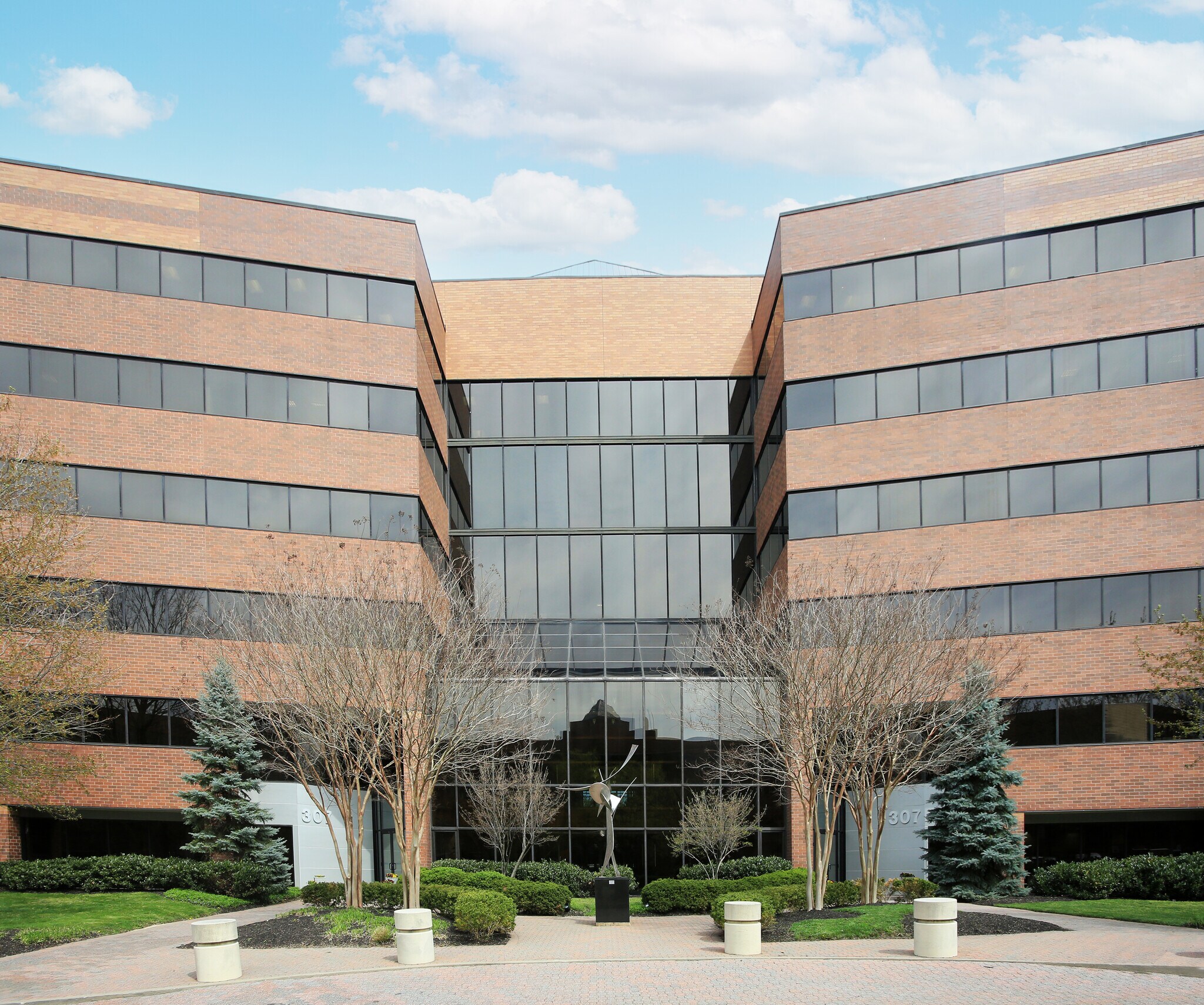 307 International Cir, Hunt Valley, MD à louer Photo principale– Image 1 sur 7