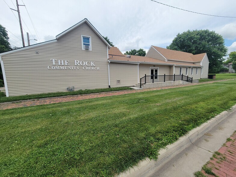 908 SW 7th St, Topeka, KS à vendre - Photo principale – Image 1 sur 16