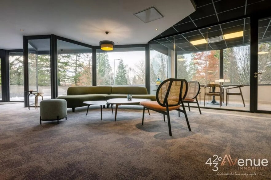 4 Rue De Wuppertal, Saint-Étienne à vendre - Photo de l’immeuble – Image 3 sur 10