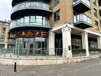 Plus de détails pour Kew Bridge Rd, Brentford - Bureau, Local commercial à louer