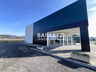 Plus de détails pour Local commercial à vendre