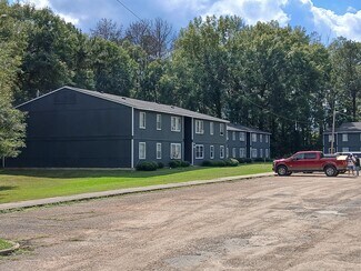 Plus de détails pour 1000 Broadmeadow Dr, Monticello, MS - Logement à vendre