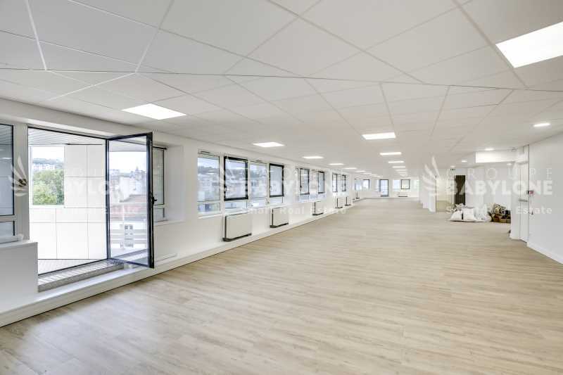 Bureau dans Issy-les-Moulineaux à louer Photo de l’immeuble– Image 1 sur 12