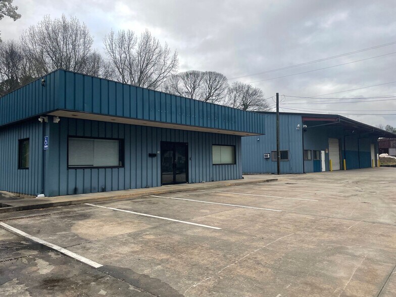 134 Jonesboro Rd, Fairburn, GA à vendre - Photo de l’immeuble – Image 1 sur 8